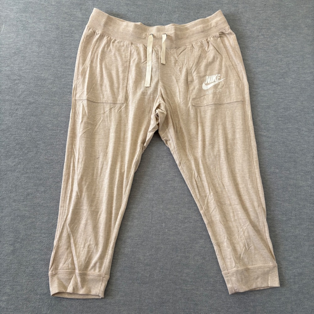 Nike Sportswear Gym Vintage Capri Pants Tan Beige XL
